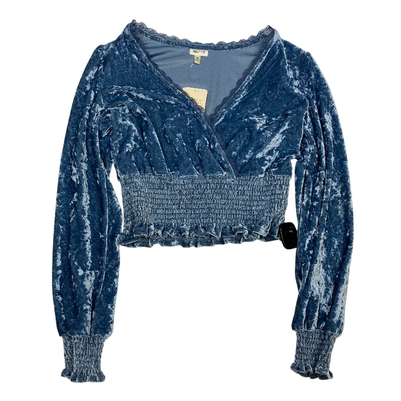 Super Bargain Top Long Sleeve By Selfie In Blue, Size: Xs