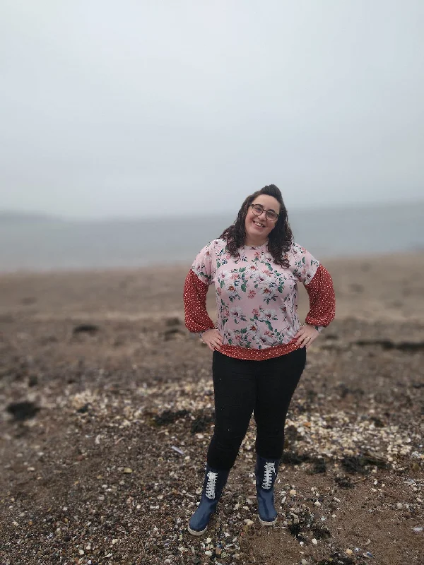 Weekend Specials to Enjoy PDF Pattern - Driftwood Dolman Sweatshirt - Adult Female/Curve Fit | Waves & Wild Weekend Specials to Enjoy PDF Pattern - Driftwood Dolman Sweatshirt - Adult Female/Curve Fit | Waves & Wild