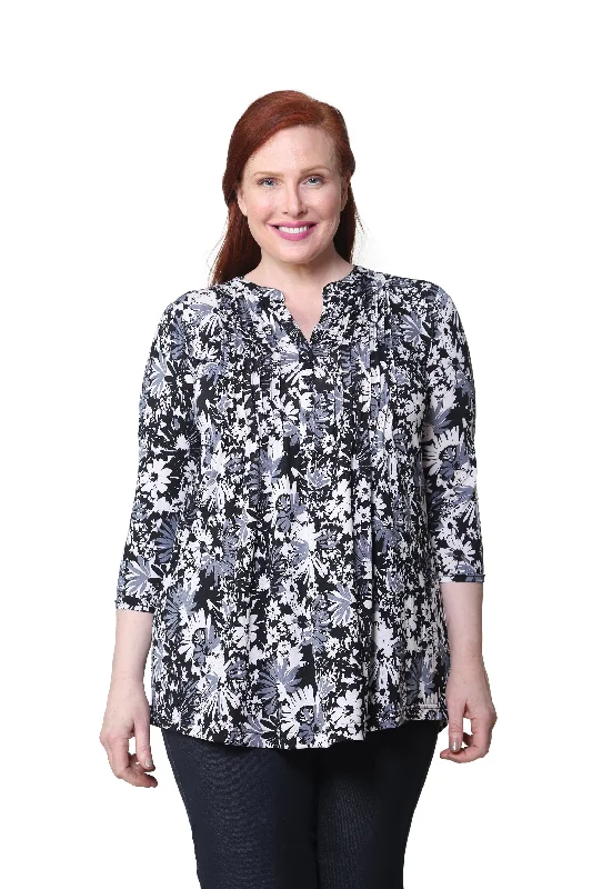 Today's Deal Plus Size La Cera Midnight Blooms Print Tunic