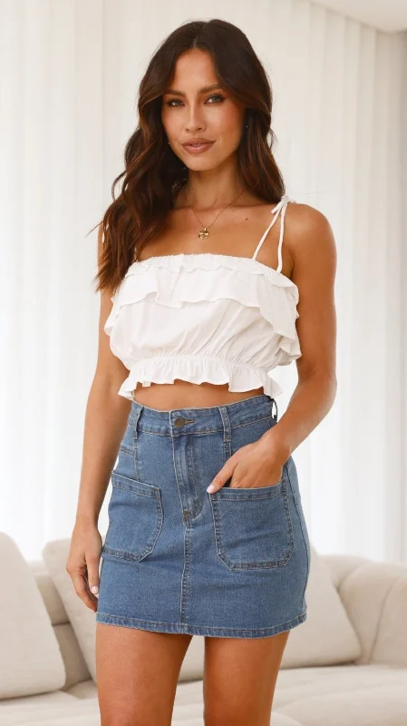 Overstock Clearance Cadence Crop - White