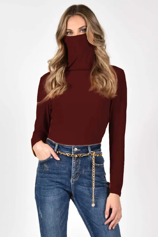Weekend Bargains to Snag Frank Lyman Top 216055 Burgundy
