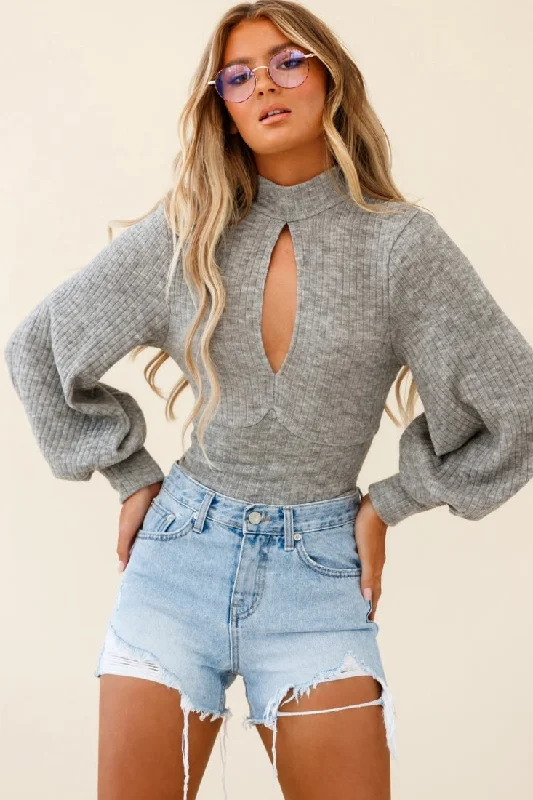 Don't Wait Prove It Keyhole Front Backless Knit Crop Top Grey Marle