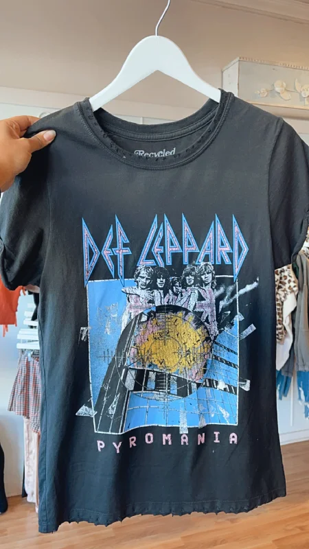 Flash Deals Def Leppard Pyromania Black
