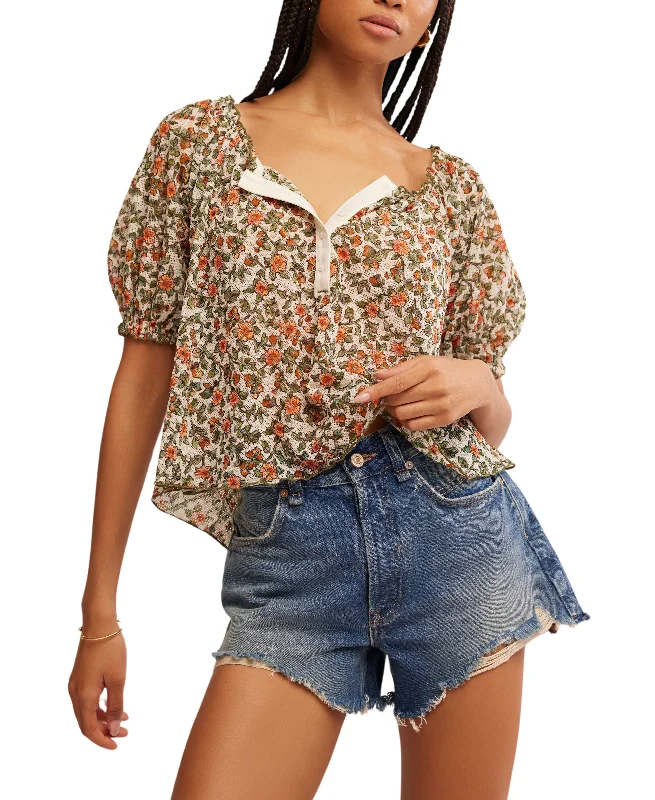 New Markdowns Astra Peasant Top in Daisy