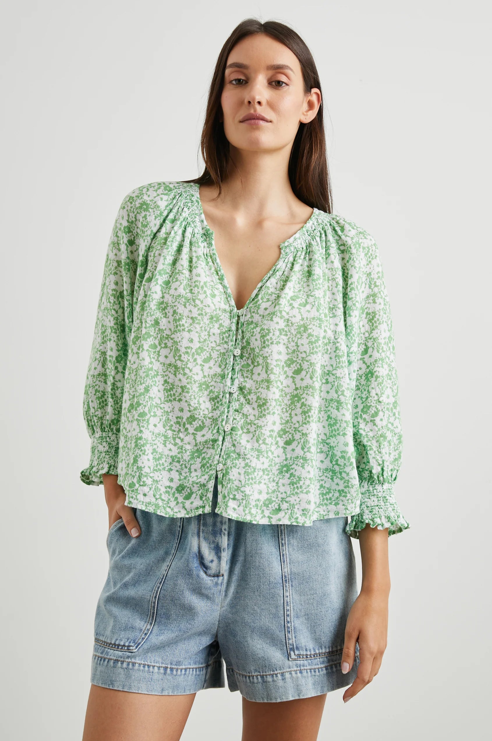 Crazy Savings Mariah Top in Green Texture Floral