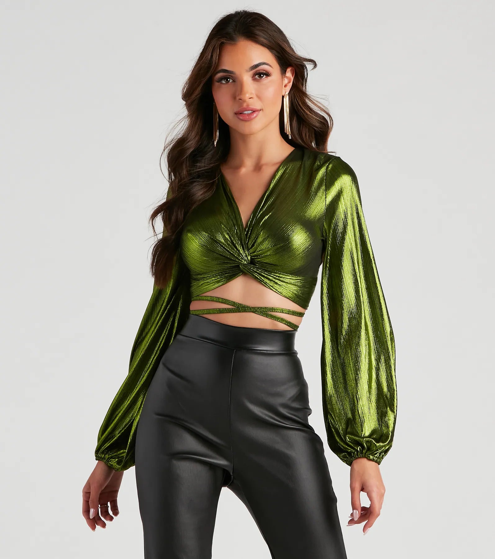 Hurry Up Totally Striking Twist Crop Top