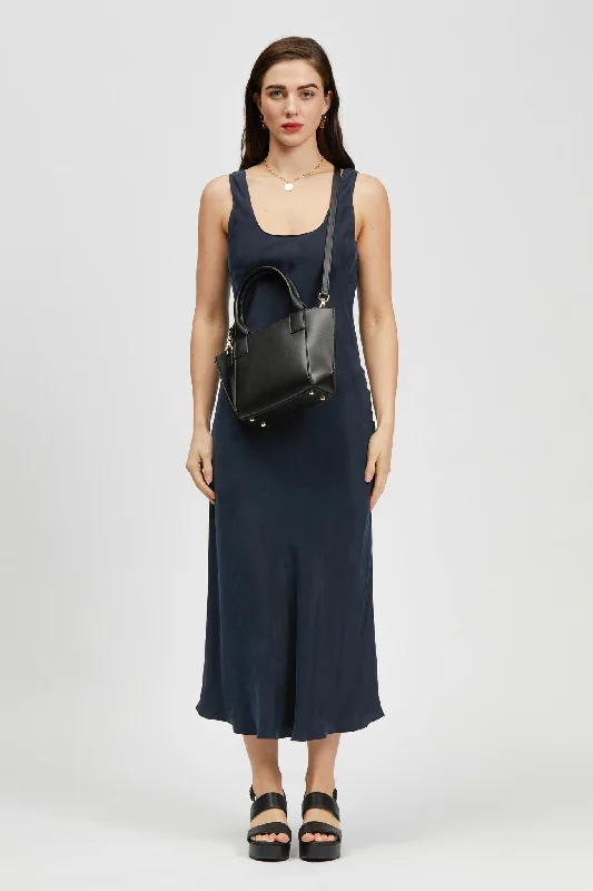 Time-Limited Offer Vinho Dress Navy