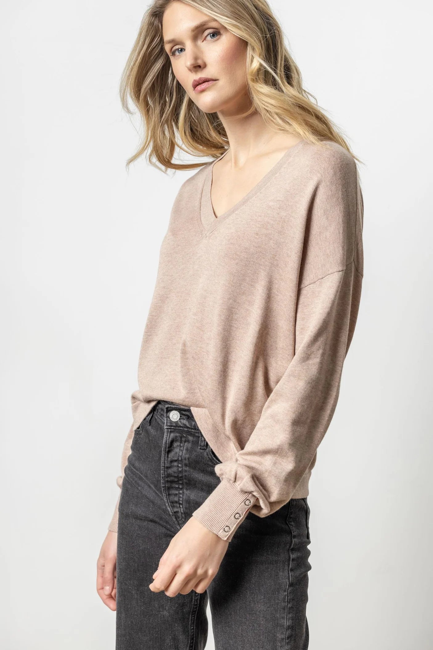 Weekend Savings Bonanza Snap Cuff V-Neck Sweater in Twig
