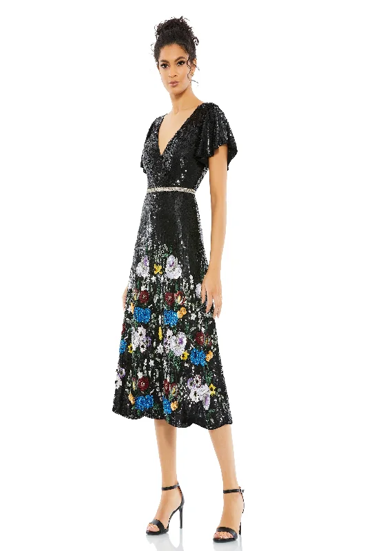 Shop the Weekend Away Mac Duggal 93594