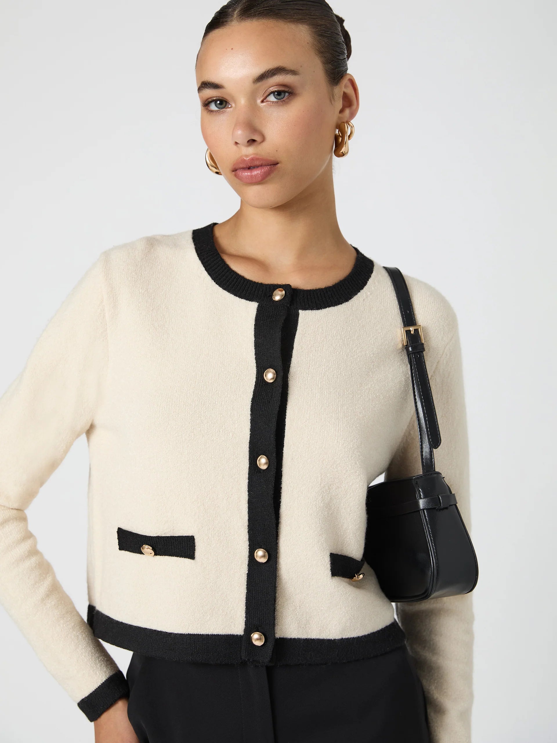Must-Have Deals Vhari Contrast Cardigan in Cream