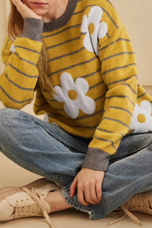 Early Bird KaleaBoutique Daisy Floral Knitted Round Neck Sweater