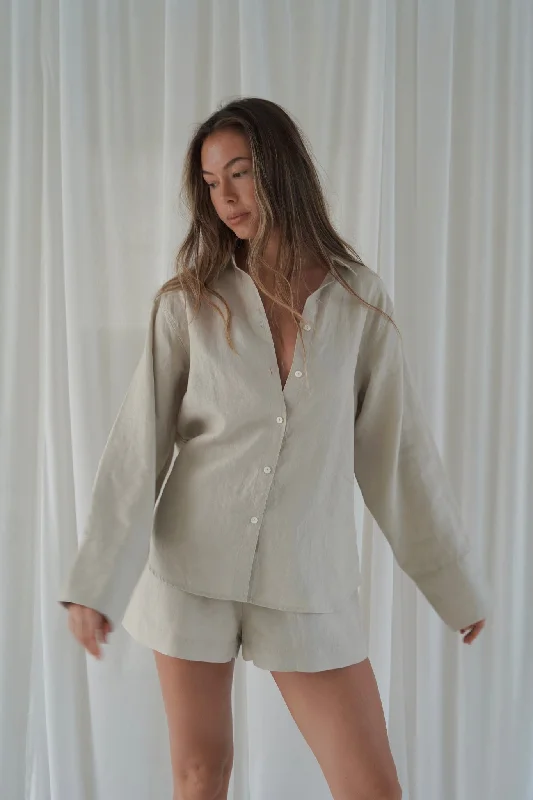 Don't Wait Daily Oversized Shirt - Oatmeal