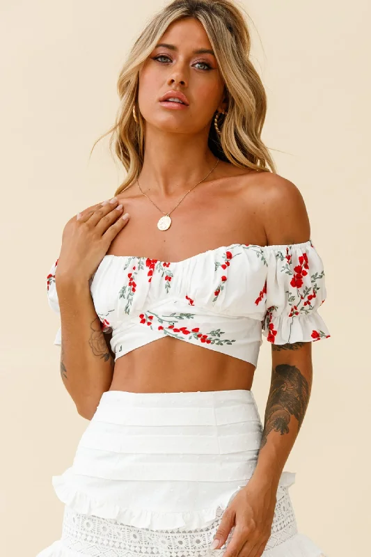 Weekend Discounts to Delight Linka Off-Shoulder Tie-Back Crop Top Red Floral Print White
