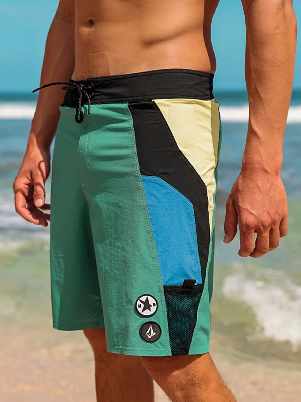 Warehouse Sale Surf Vitals Noa Deane Liberator Trunks - Pine